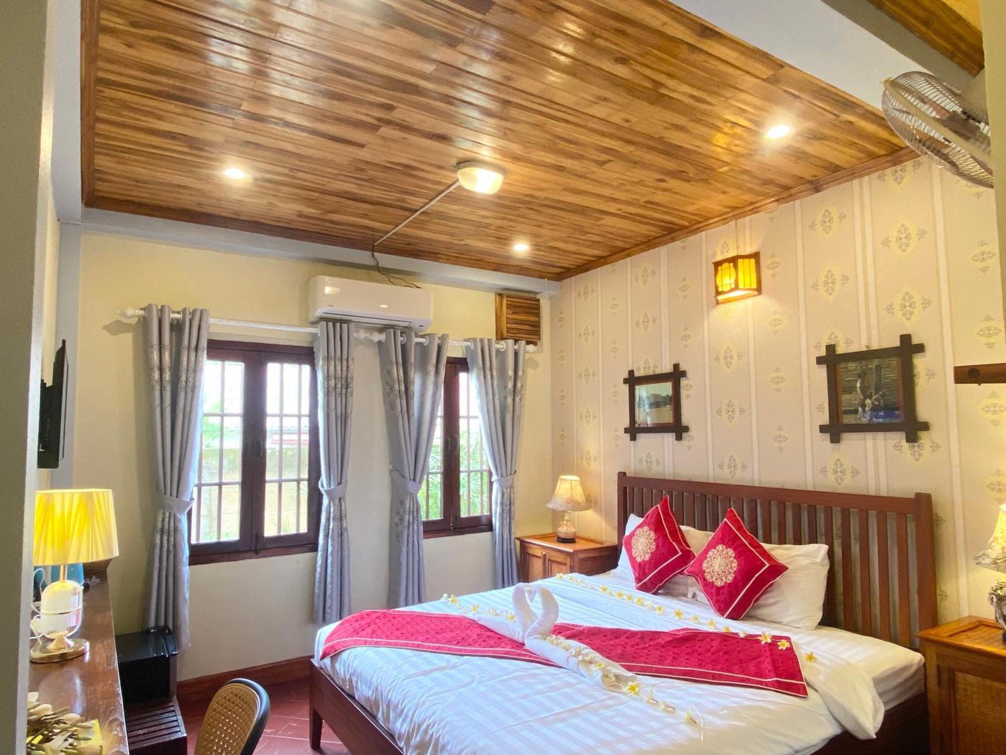 Golden Sun Boutique Hotel Луанг Прабанг Екстериор снимка