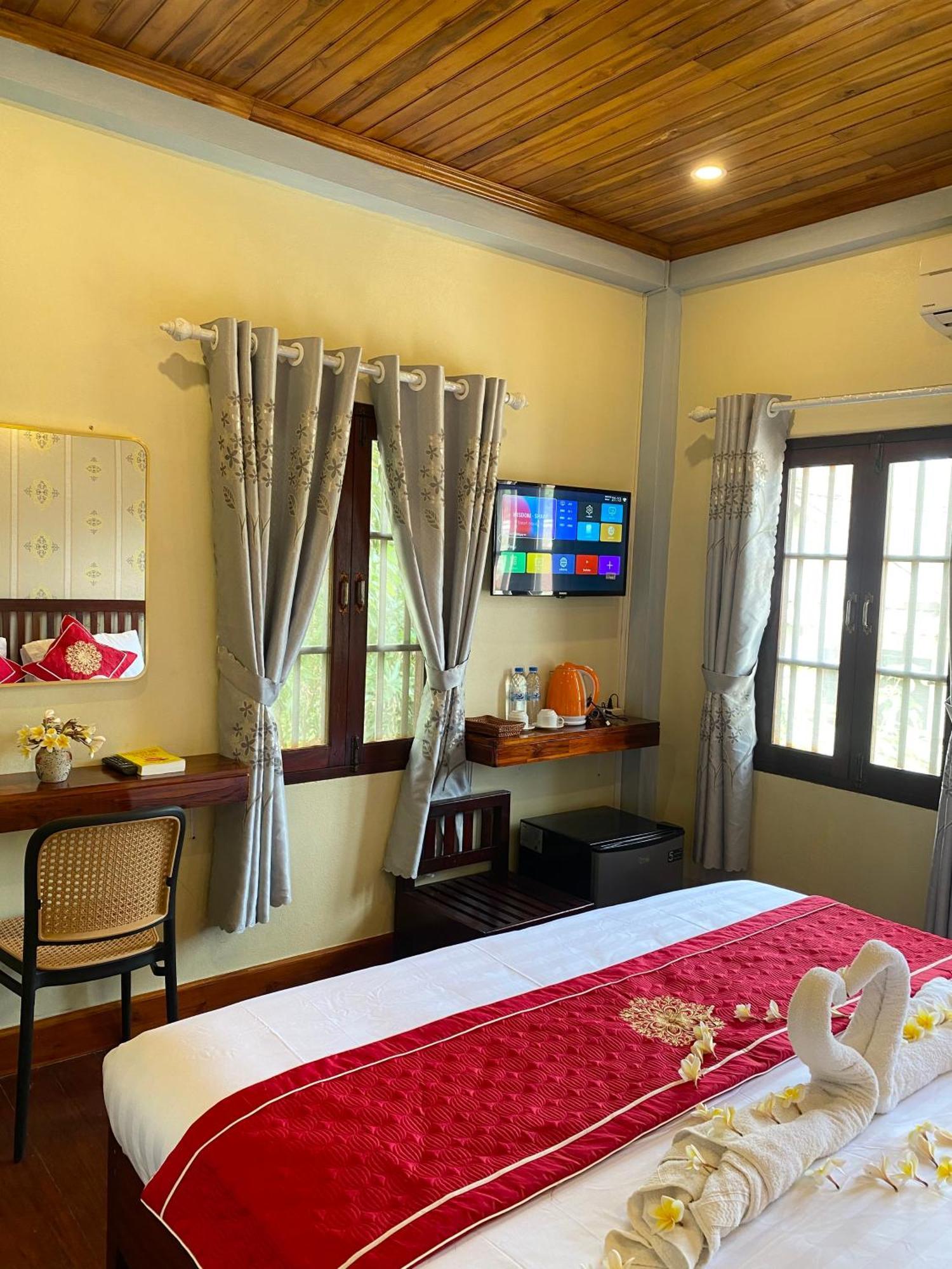 Golden Sun Boutique Hotel Луанг Прабанг Екстериор снимка