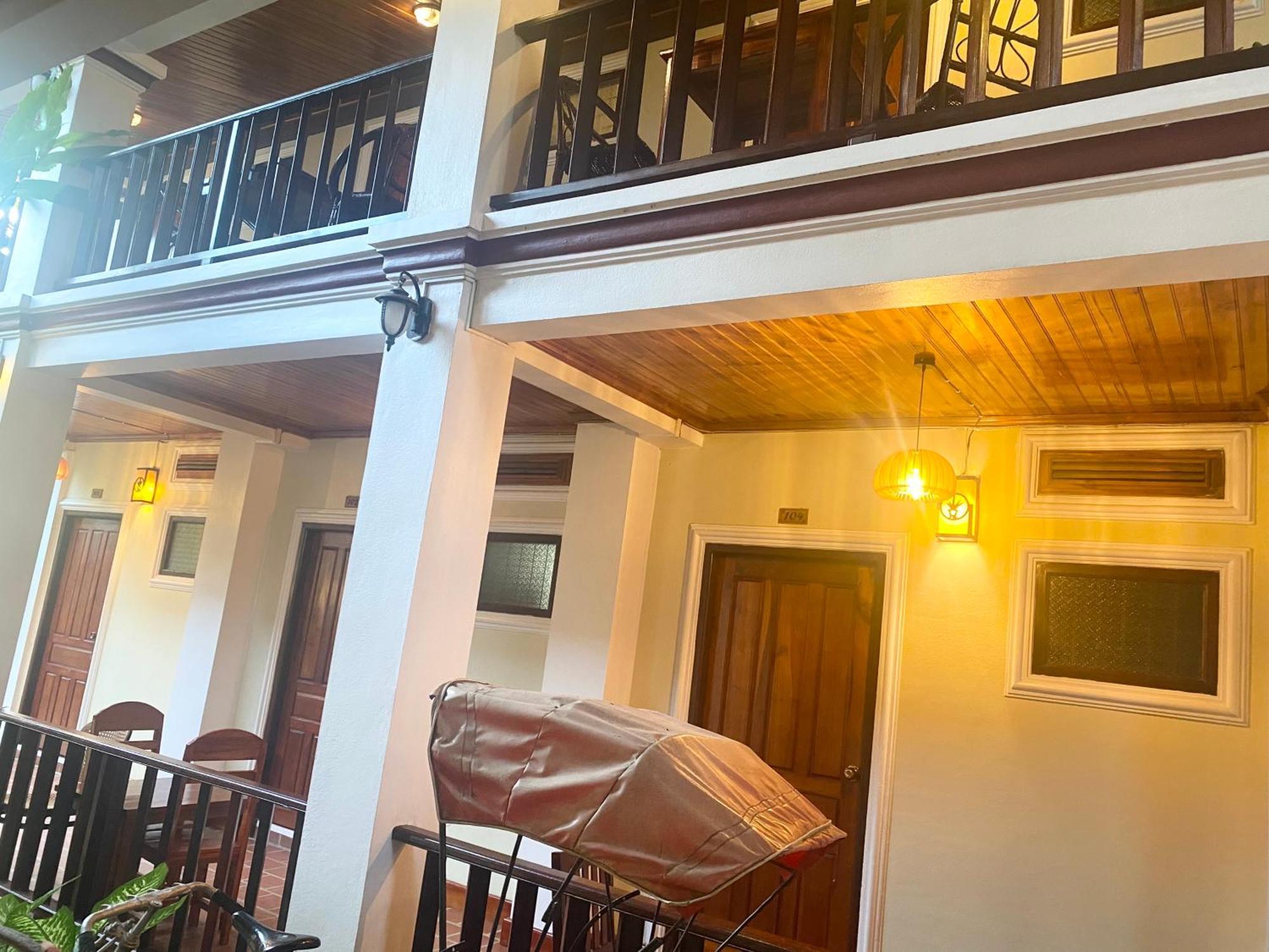 Golden Sun Boutique Hotel Луанг Прабанг Екстериор снимка