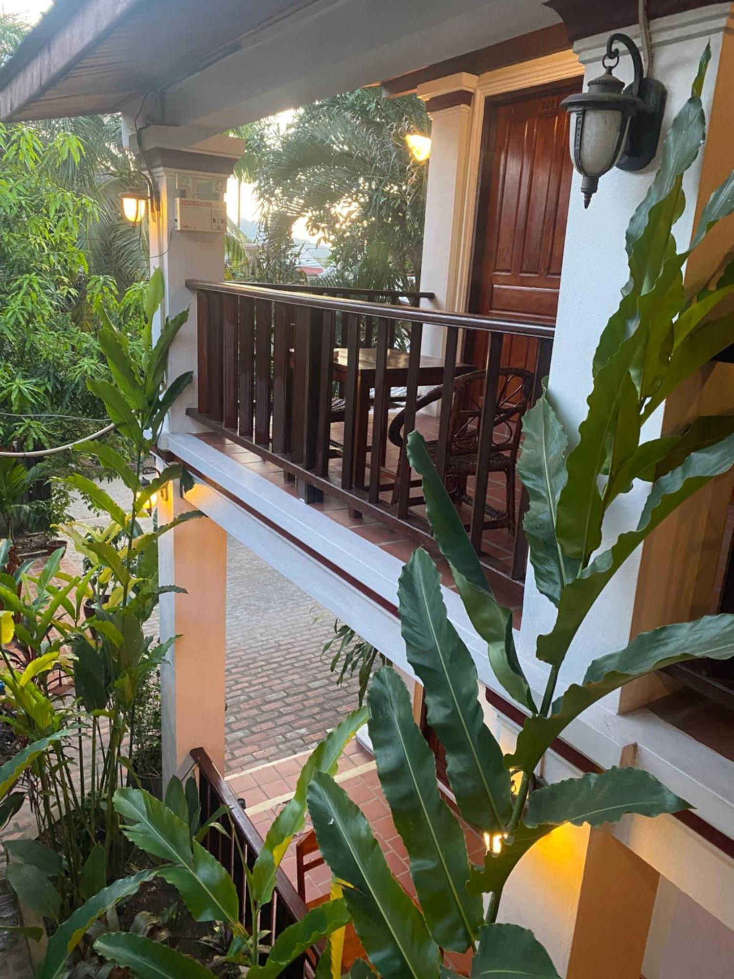 Golden Sun Boutique Hotel Луанг Прабанг Екстериор снимка