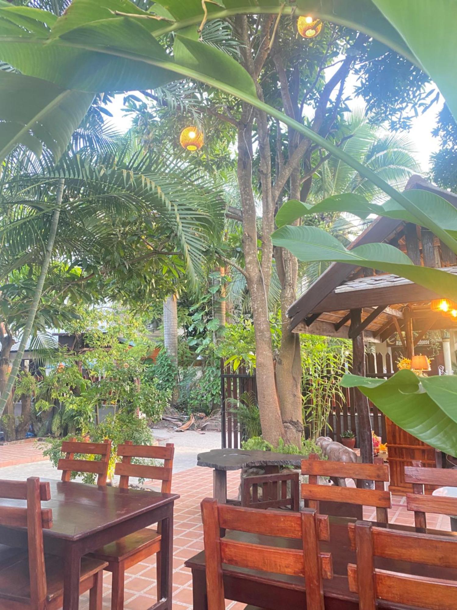 Golden Sun Boutique Hotel Луанг Прабанг Екстериор снимка