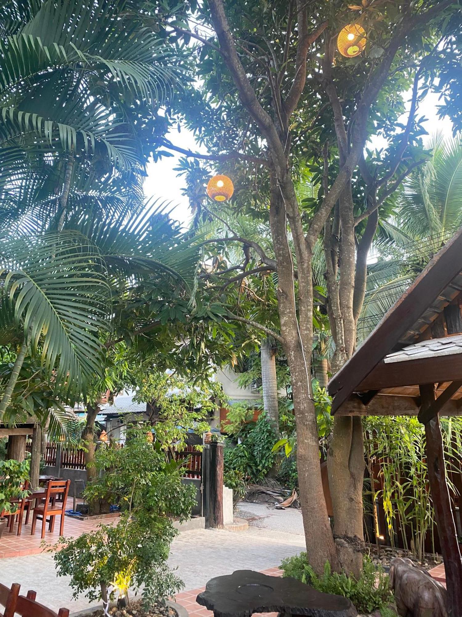 Golden Sun Boutique Hotel Луанг Прабанг Екстериор снимка